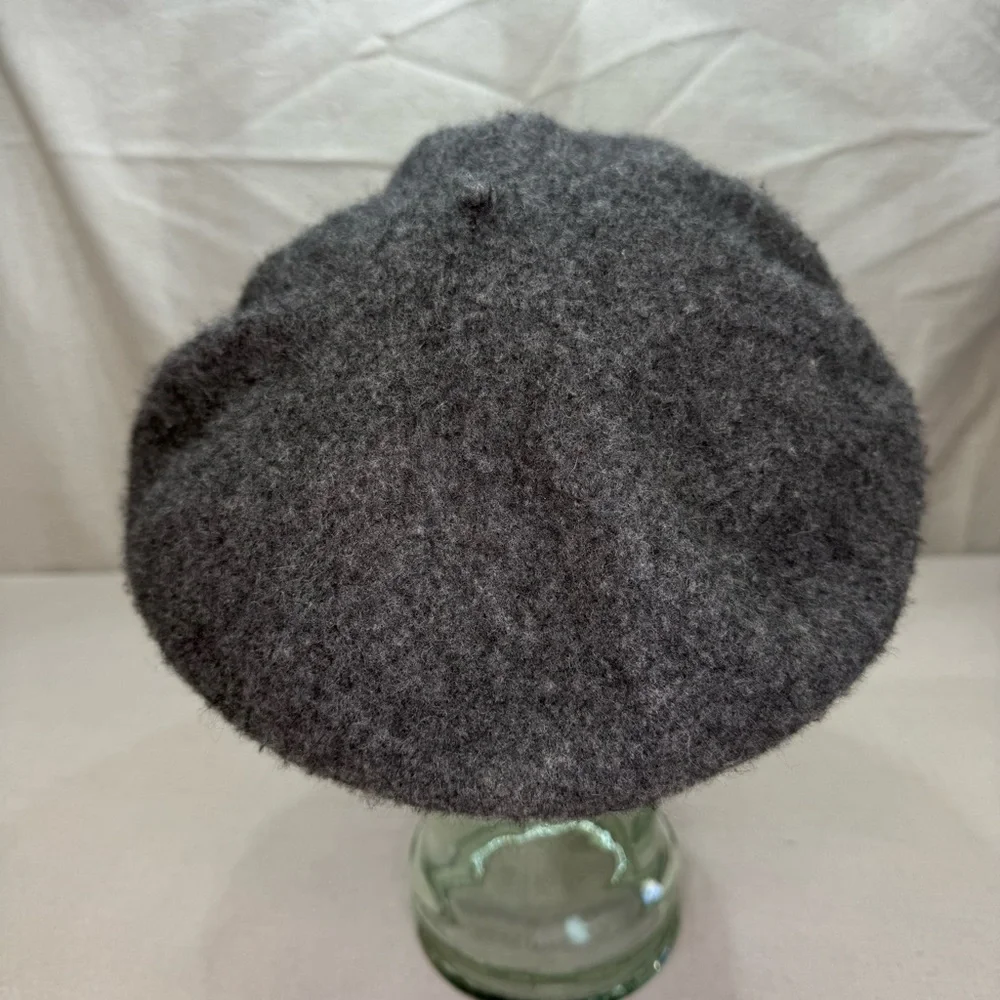Charcoal Gray and Black Wool Beret Hat